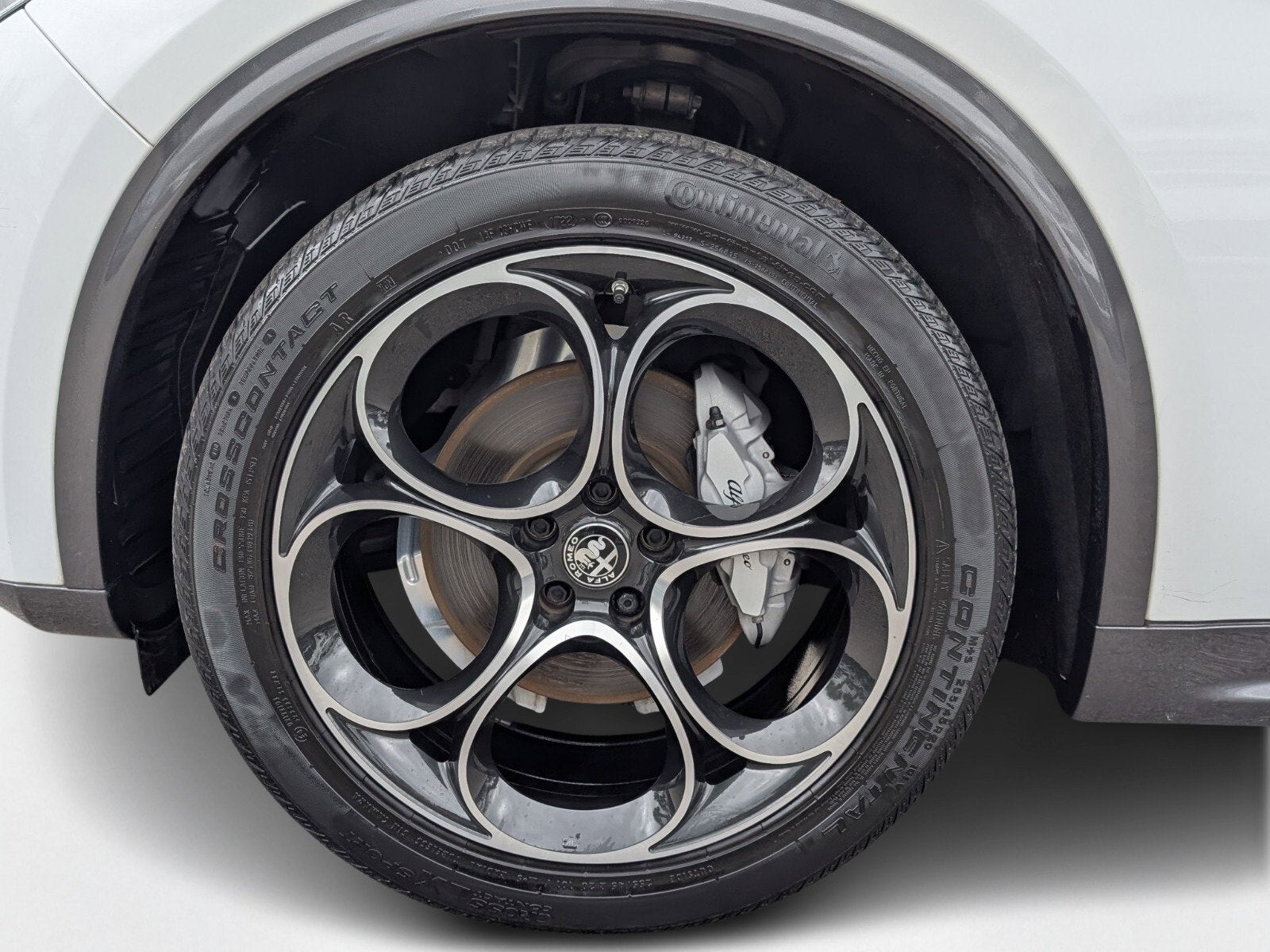 2023 Alfa Romeo Stelvio Ti