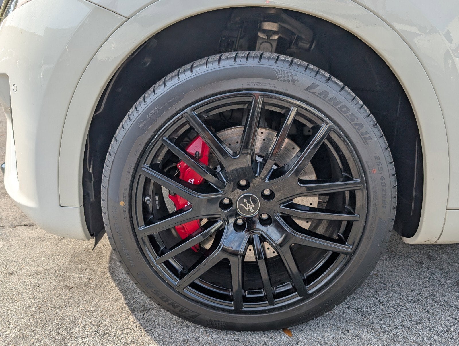 2022 Maserati Levante Modena