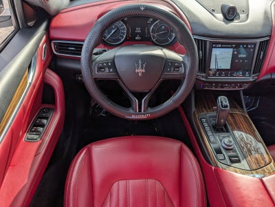 2022 Maserati Levante Modena