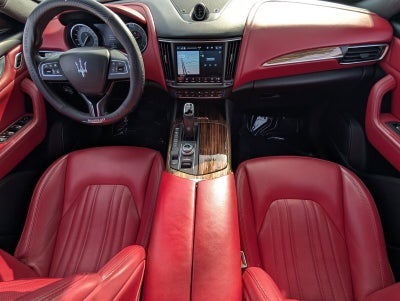 2022 Maserati Levante Modena