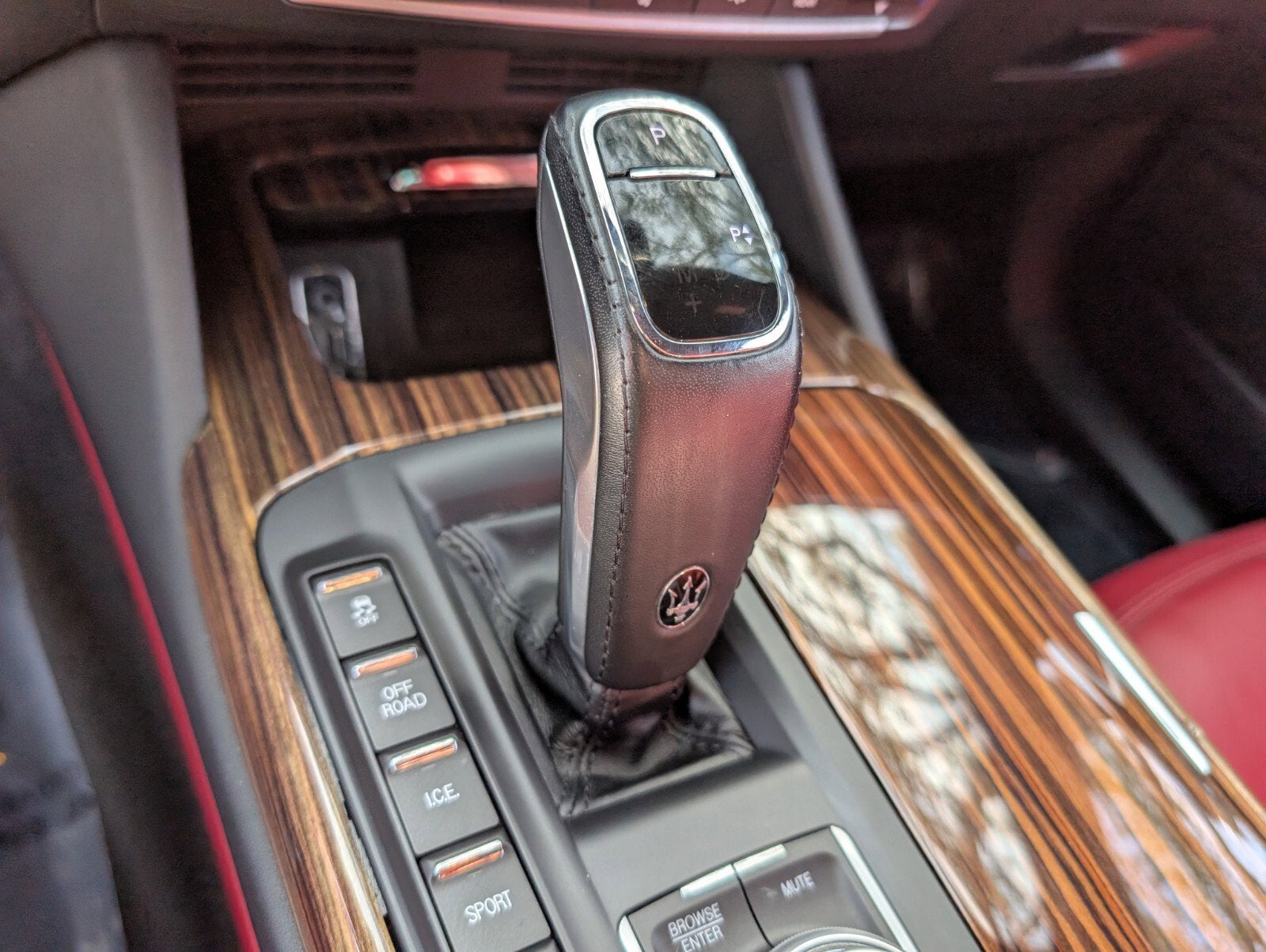 2022 Maserati Levante Modena