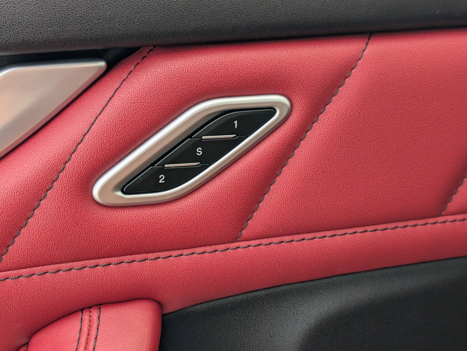 2022 Maserati Levante Modena