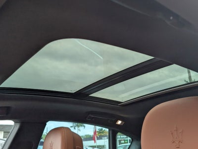 2022 Maserati Levante Modena