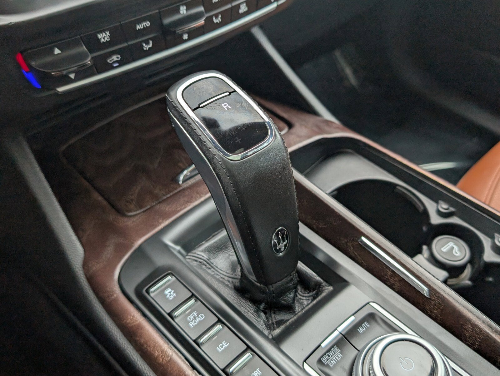 2022 Maserati Levante Modena