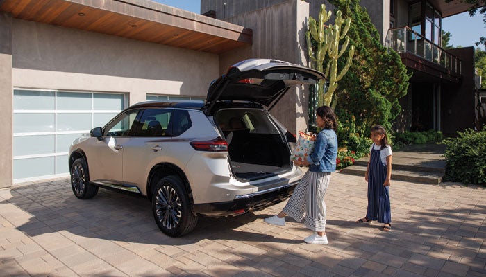 Lorenzo Nissan Ft. Lauderdale in Fort Lauderdale FL