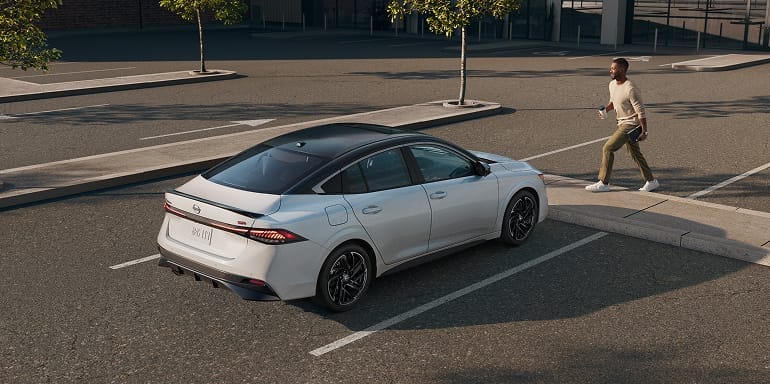 Lorenzo Nissan Ft. Lauderdale in Fort Lauderdale FL